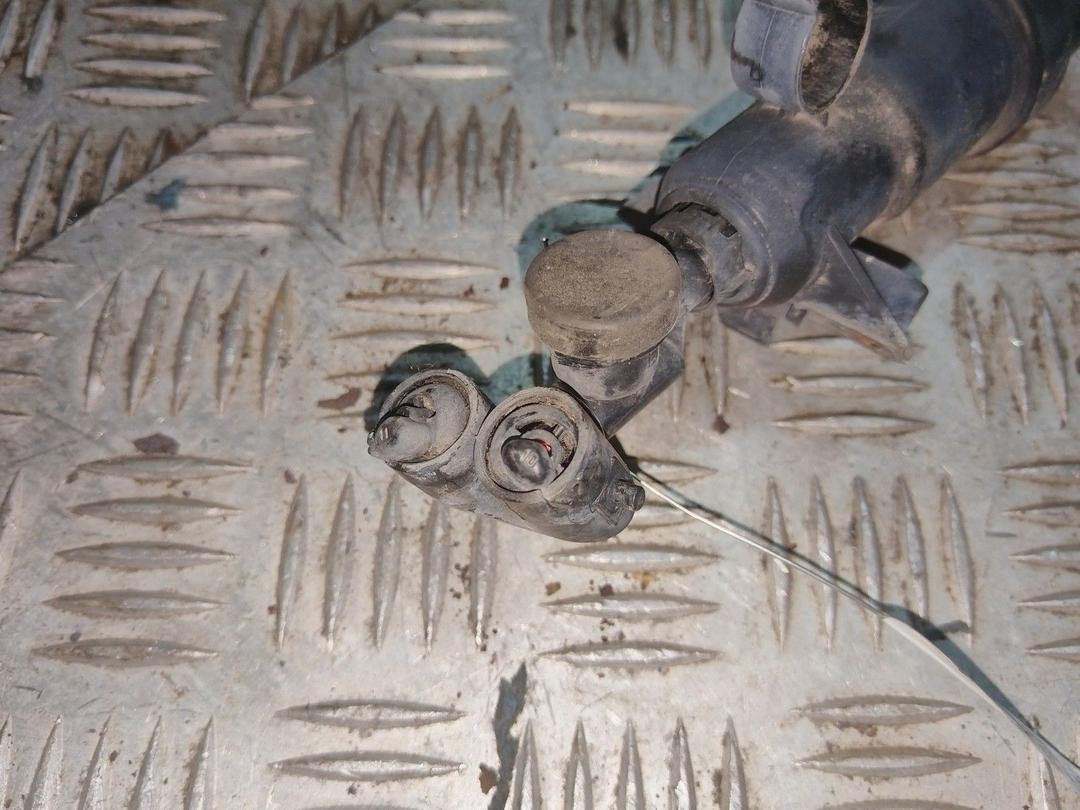 Омыватель левой фары 28X2AA Volkswagen Golf купить