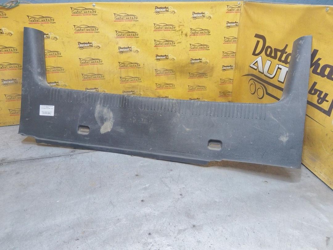 Накладка замка багажника PI35VU Volkswagen Golf - Фото 1