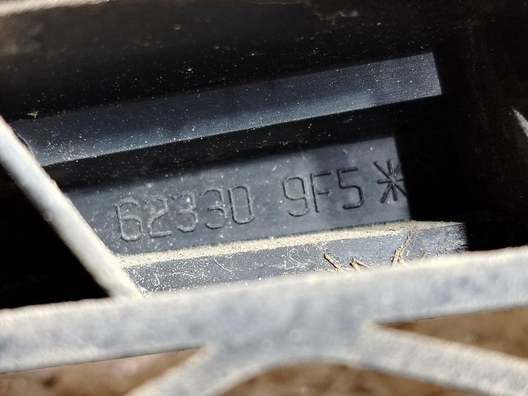 Решетка капота ZV6HWK Nissan Primera - Фото 6