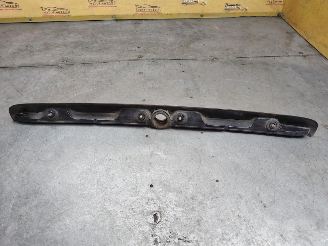 Накладка подсветки номера 9GYMYG Opel Astra купить с доставкой