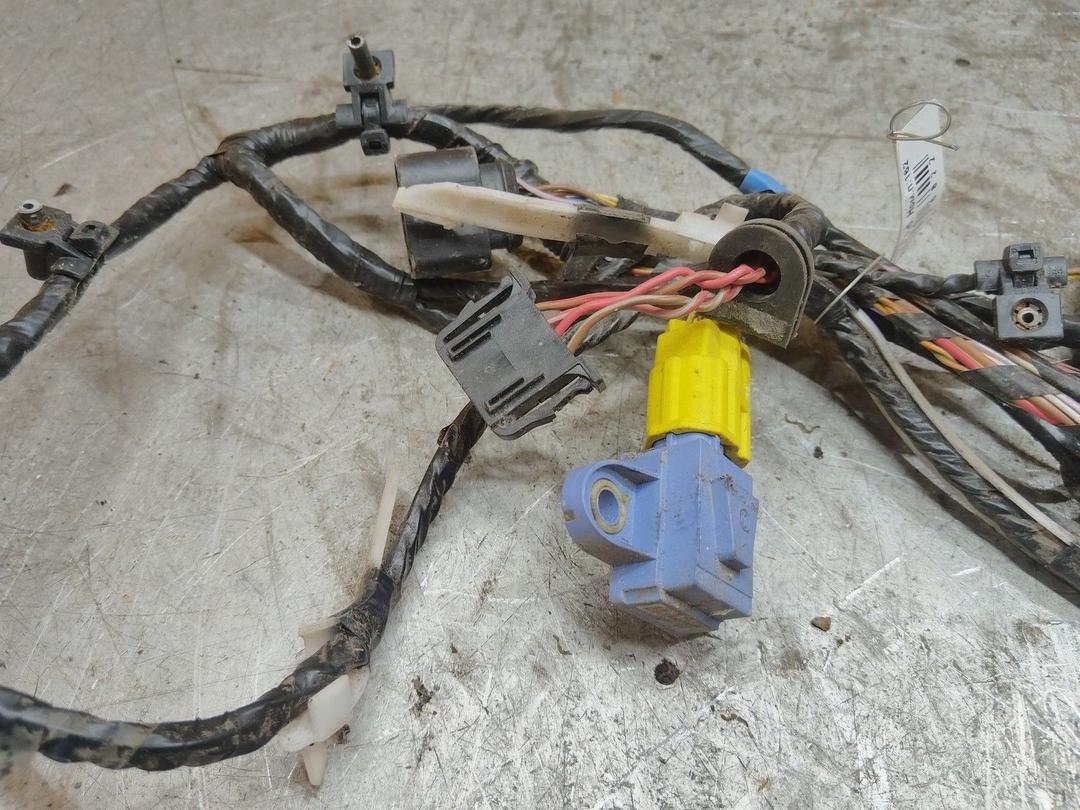 Проводка двери передней правой GVTCKI Seat Altea undefined