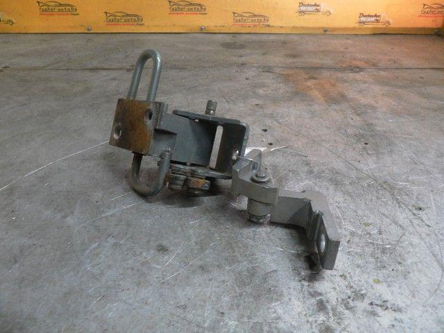 Петля двери передней правой 6TL5MV Skoda Octavia