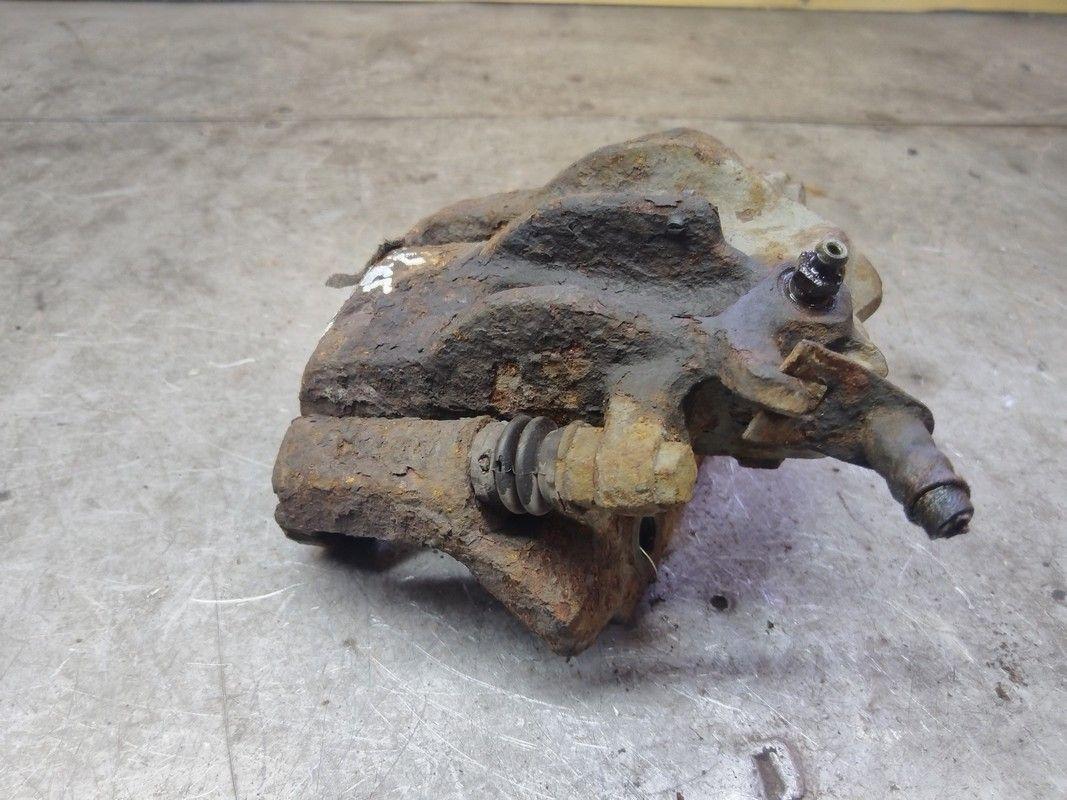 Суппорт передний левый LJX3M6 Peugeot 406 - Фото 3