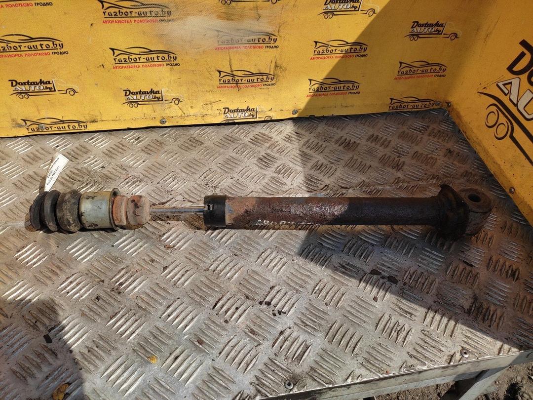 Амортизатор задний левый C4AI3Y Audi 80