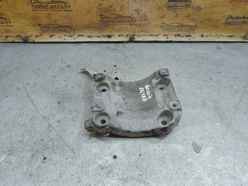 Кронштейн компрессора кондиционера 7Q87G1 Honda Accord - Фото 1