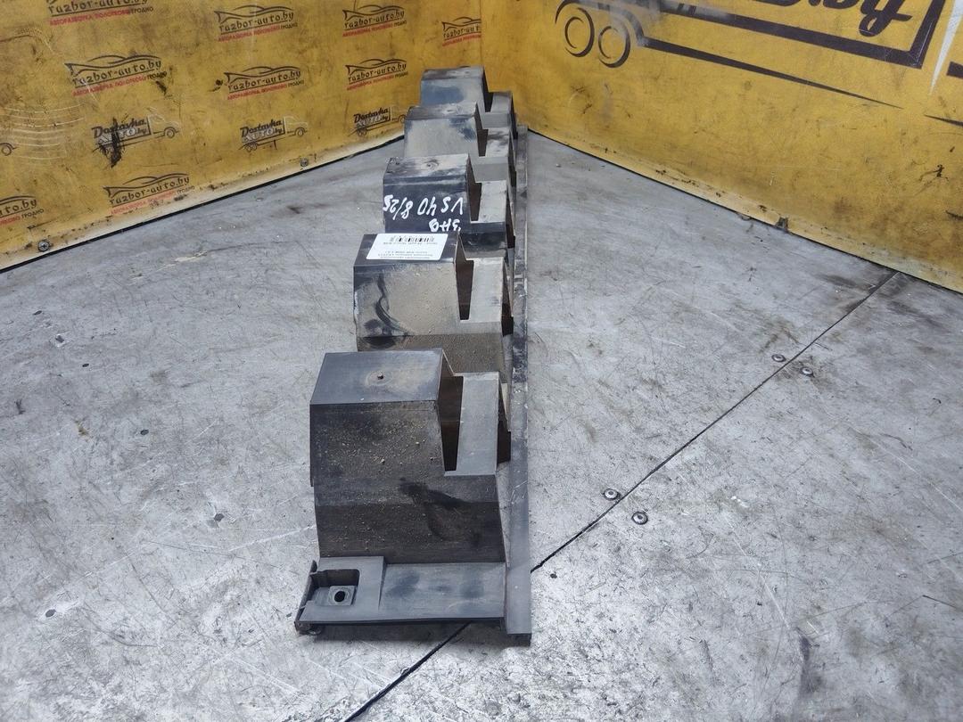 Кронштейн крепления бампера заднего LE2T13 Volvo S40 купить на авторазборке