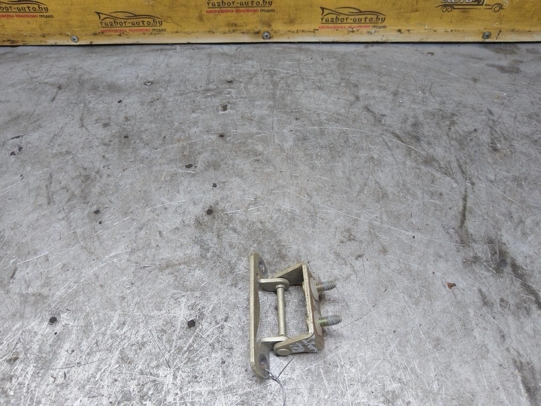 Петля крышки багажника 449DNP Subaru Forester купить в магазине запчастей бу