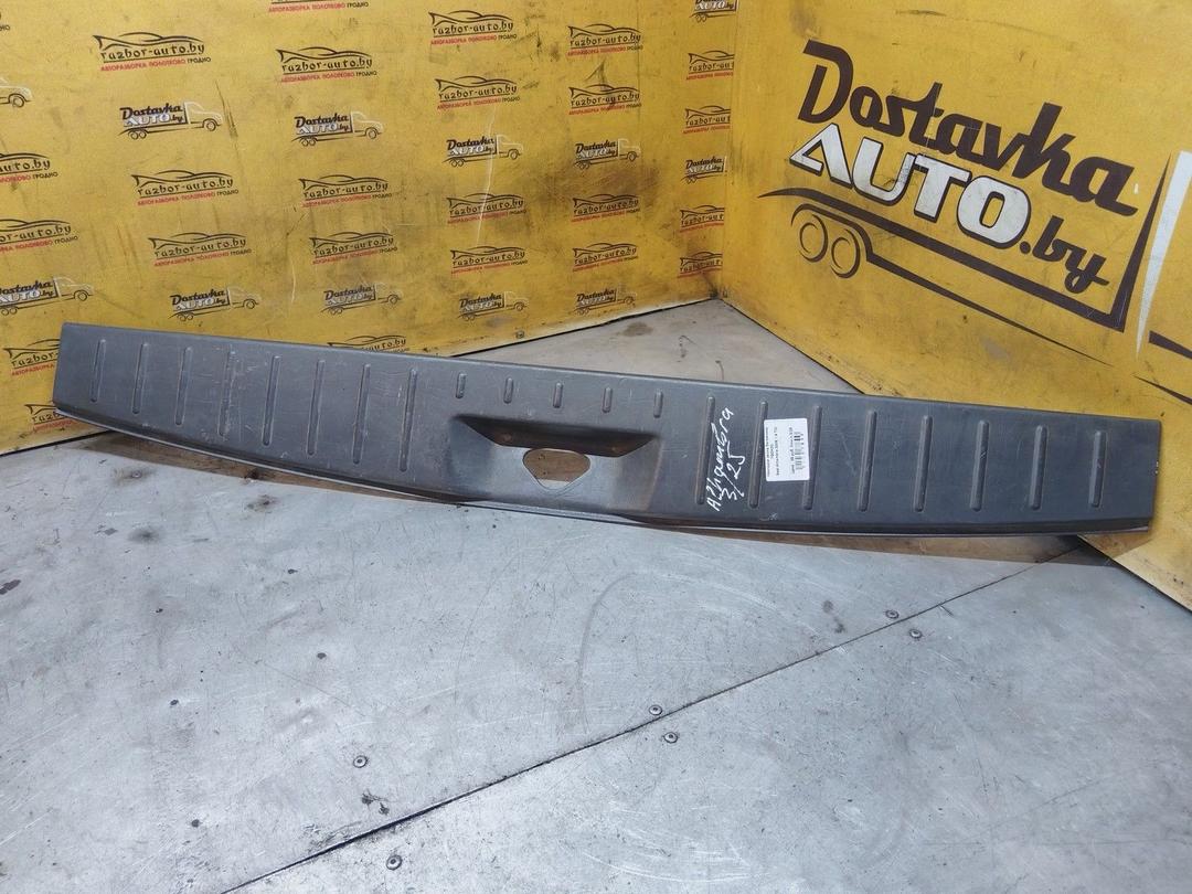 Накладка замка багажника 7GDH2C Seat Alhambra