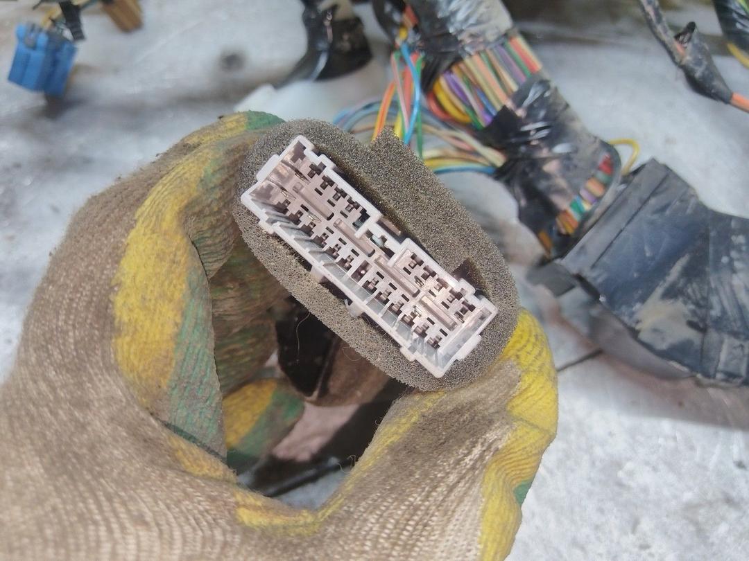 Проводка салона MHXSC1 Volvo V40 - Фото 6