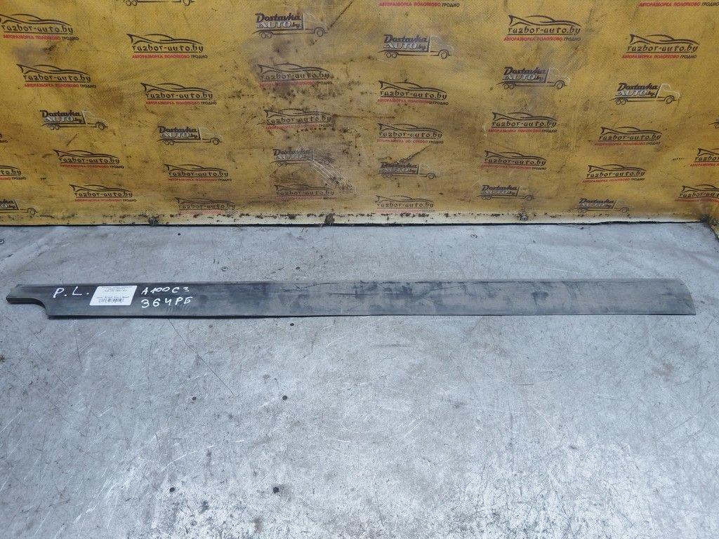 Молдинг двери передней левой S33YFY Audi 100 - Фото 1