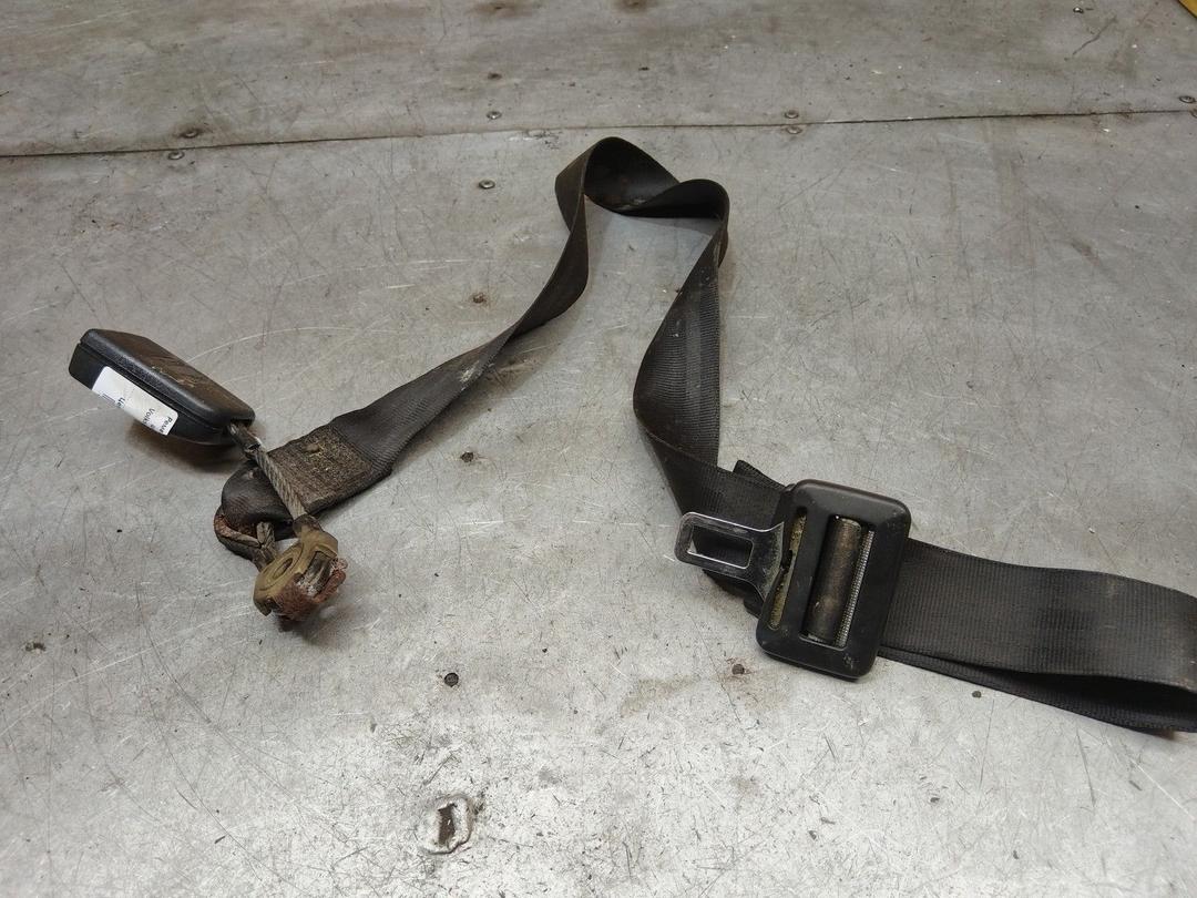 Ремень безопасности задний центральный Y0F5JG Volkswagen Golf купить