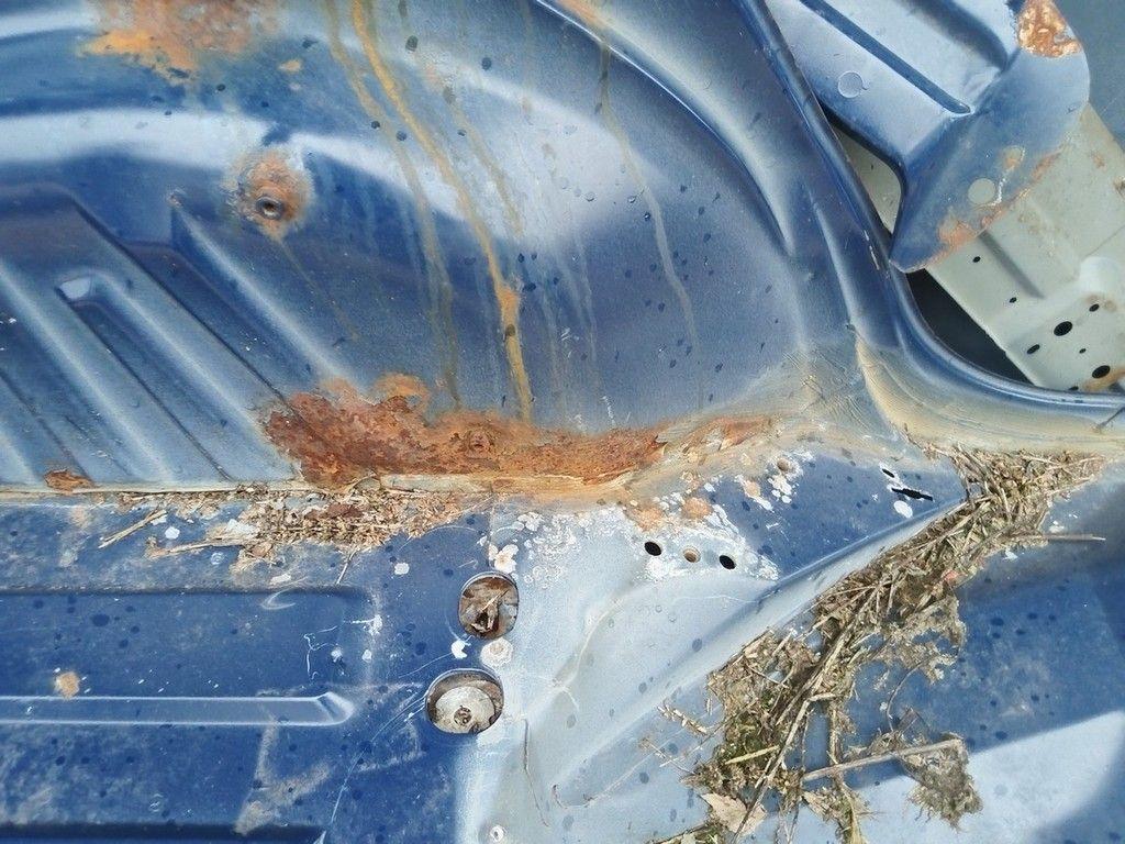 Крыло заднее левое 0LHVQL Peugeot 306 undefined