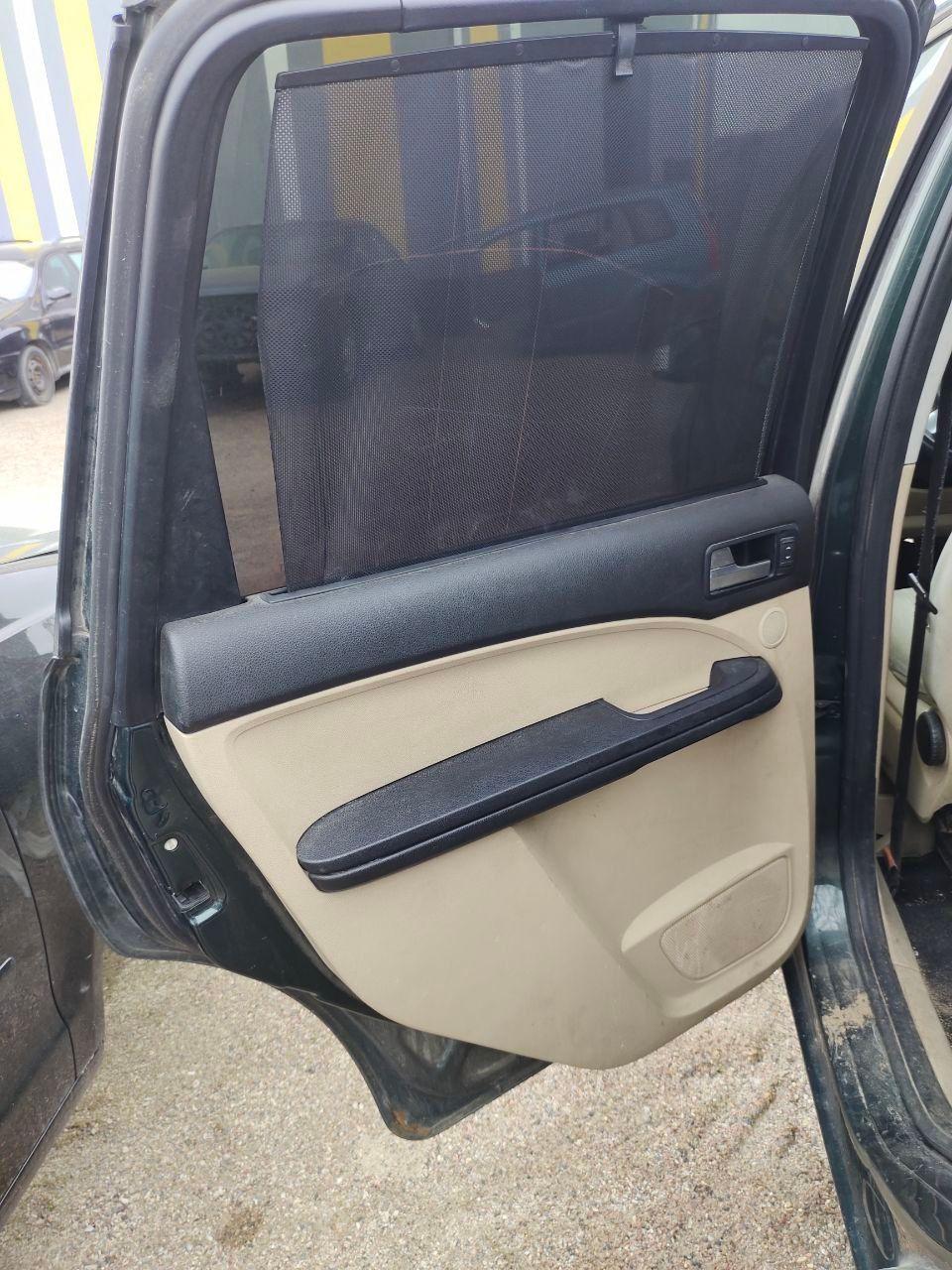 Уплотнитель двери задней левой 9C2HK2 Ford C-Max