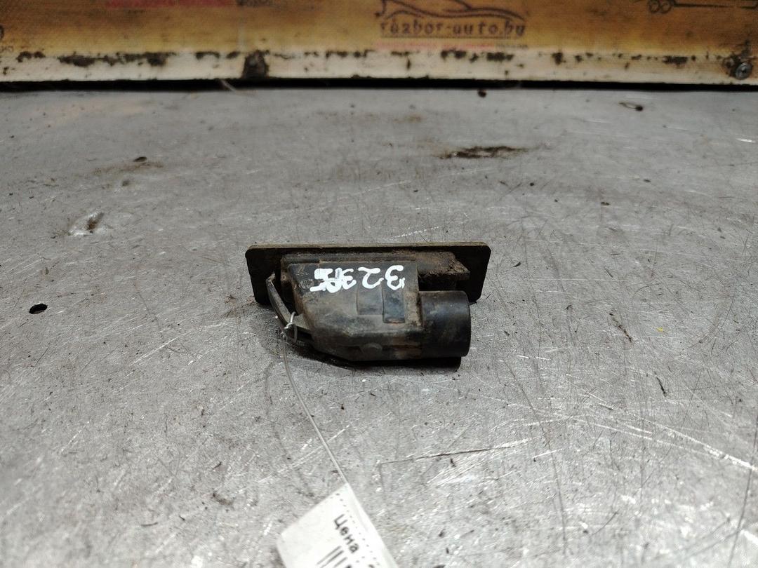 Подсветка номера 8TZKU5 Peugeot 106 - Фото 2