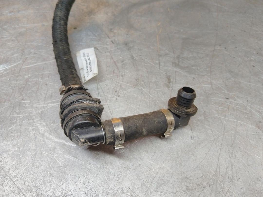 Трубка вакуумная G09GHK BMW 5 E39 - Фото 3