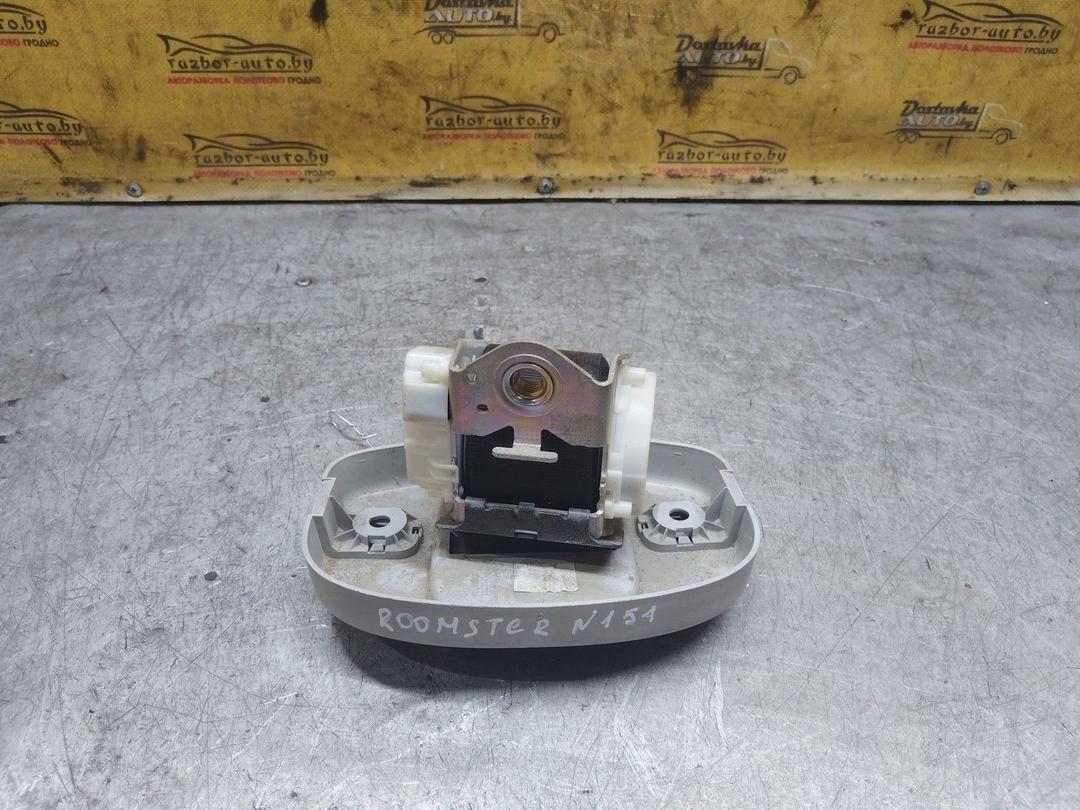 Ремень безопасности задний центральный XZ0U62 Skoda Roomster купить в магазине запчастей бу