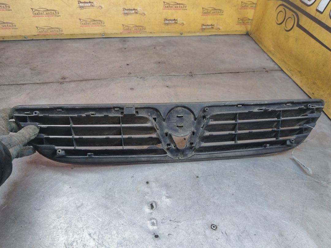 Решетка радиатора 099RBE Opel Zafira купить в магазине запчастей бу