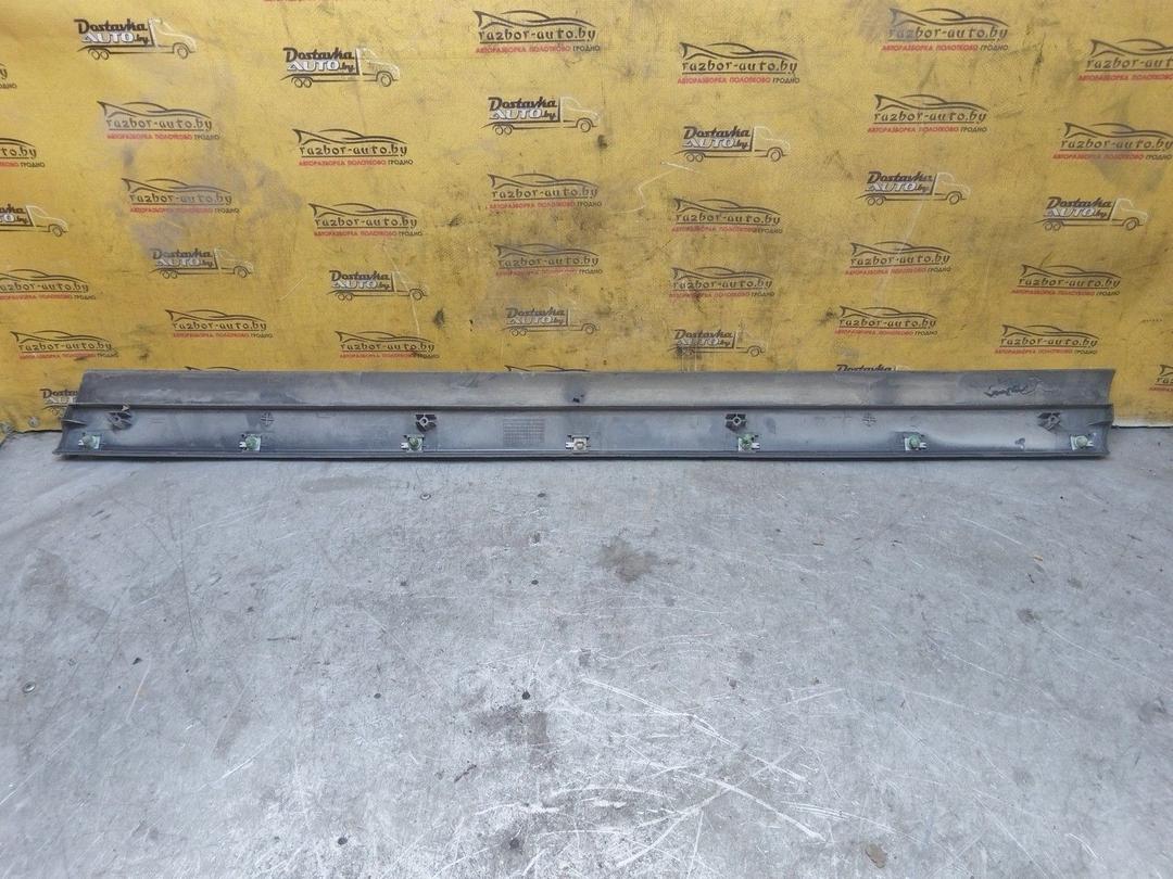 Молдинг двери передней левой VW5RPQ Volkswagen Passat купить