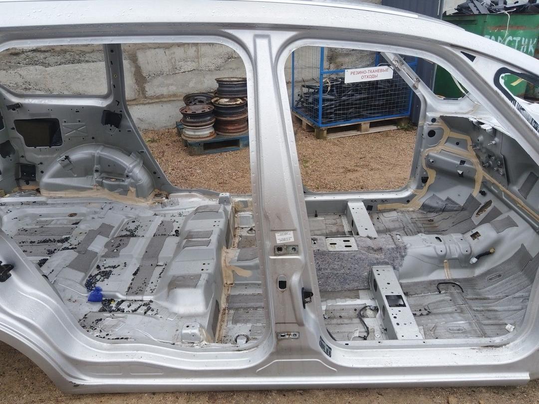 Стойка кузовная центральная правая 055E5M Ford Galaxy