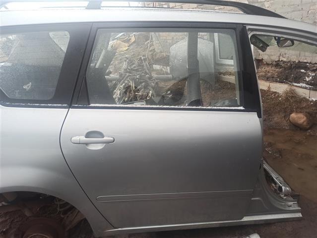 Дверь задняя правая 34A0F4 Toyota Avensis Verso