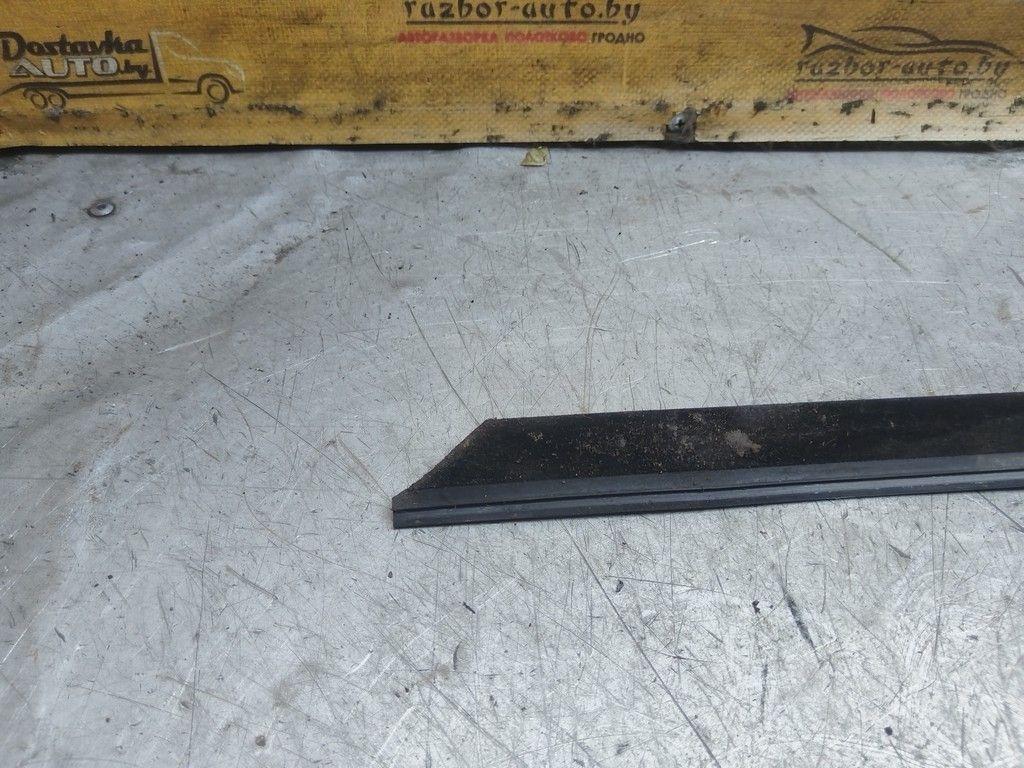 Молдинг стекла двери передней правой наружный GOK9SA Audi 80 - Фото 3