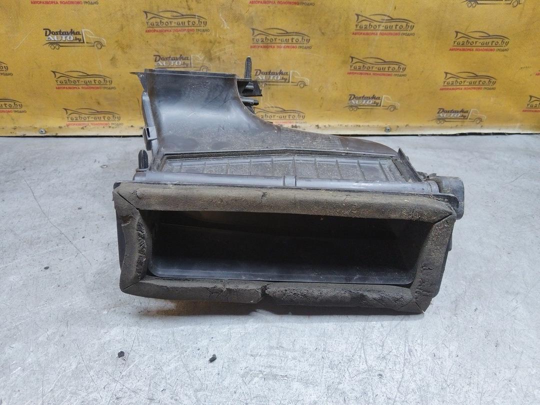 Воздуховод 7TEHS6 Renault Espace undefined