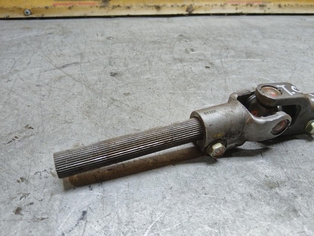 Рулевой карданчик LNMKZX Toyota Corolla Verso купить с доставкой