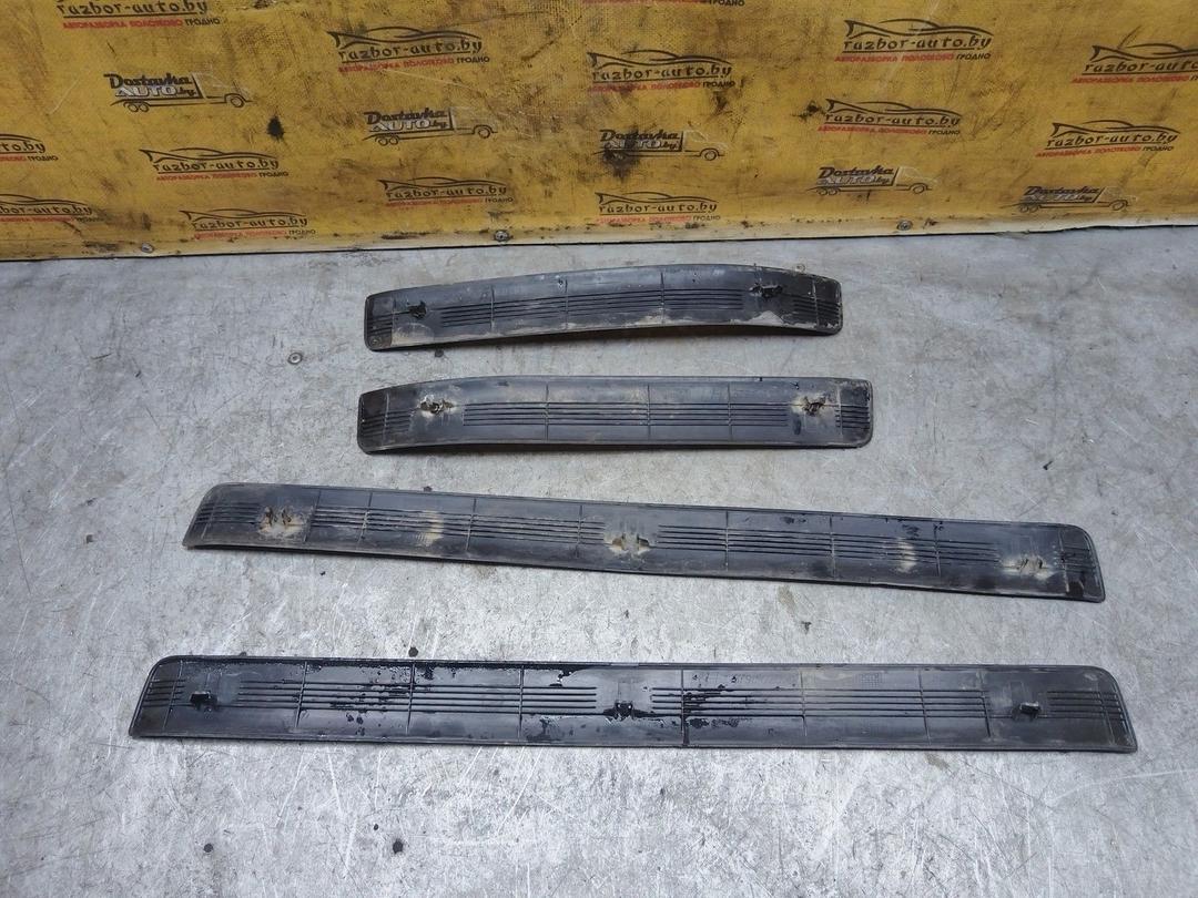 Накладка на порог 87509N Toyota Corolla купить с доставкой