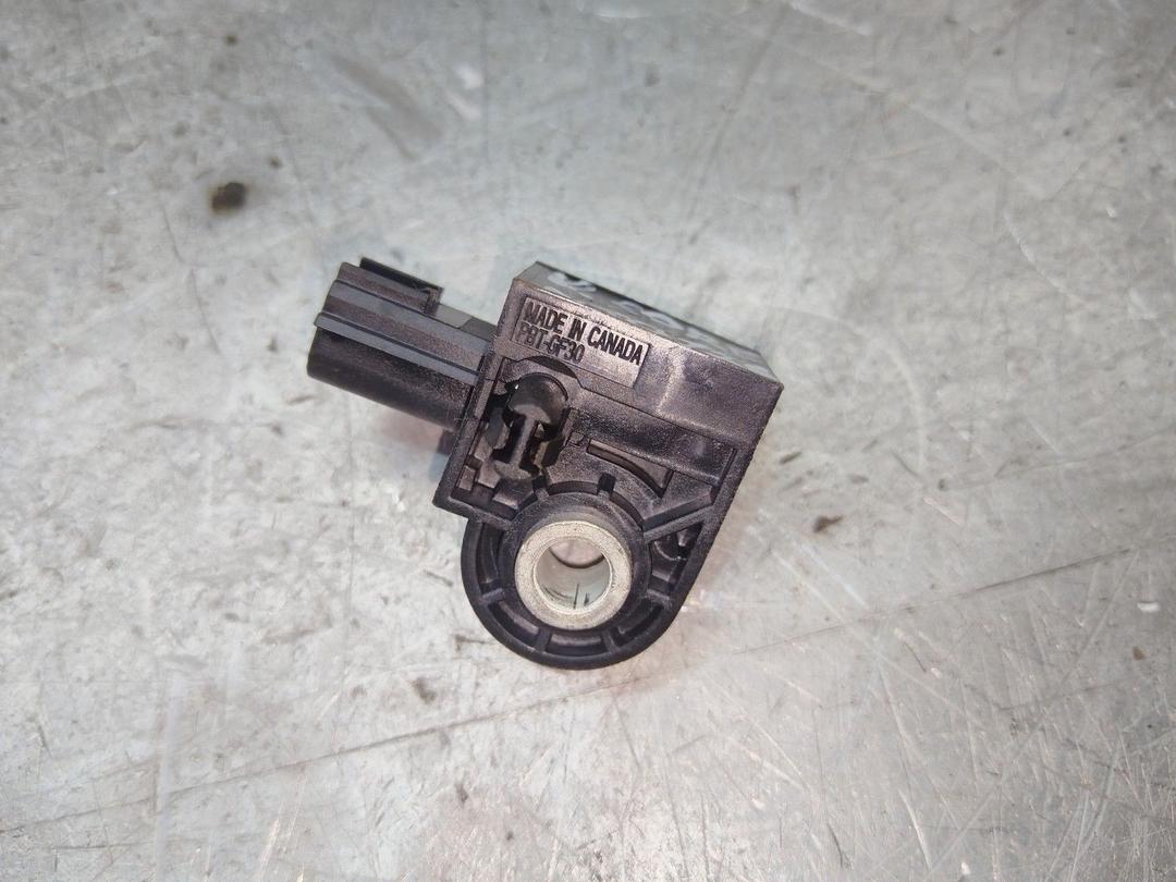 Датчик удара IDD5OG Kia Sorento купить с доставкой