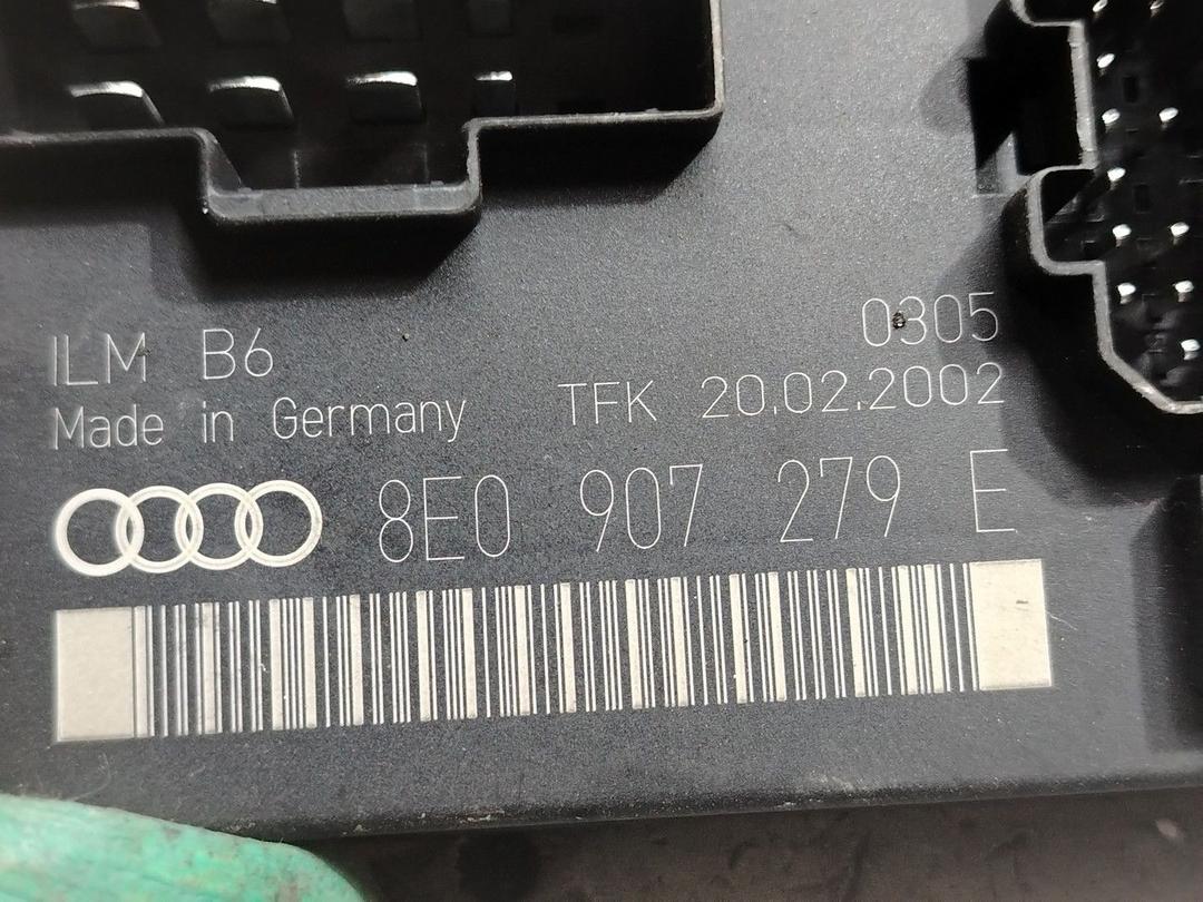 Блок BSM 601R6Q Audi A4 - Фото 3