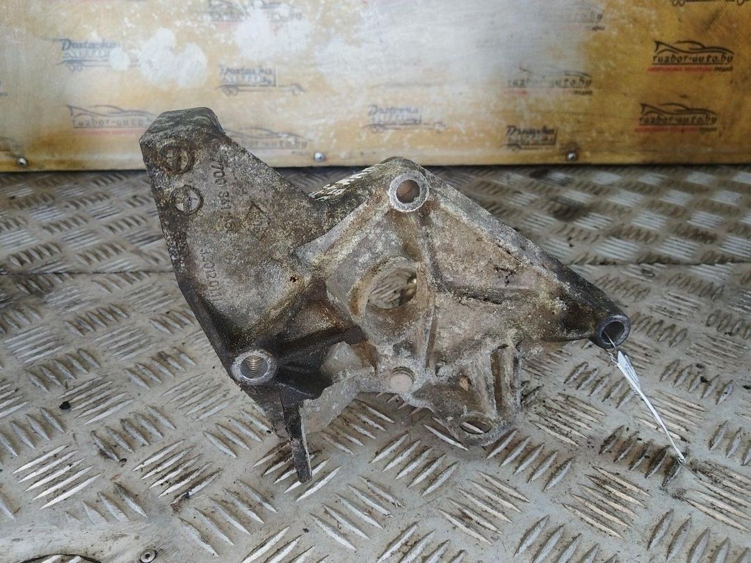 Кронштейн КПП WOPNK6 Renault Safrane