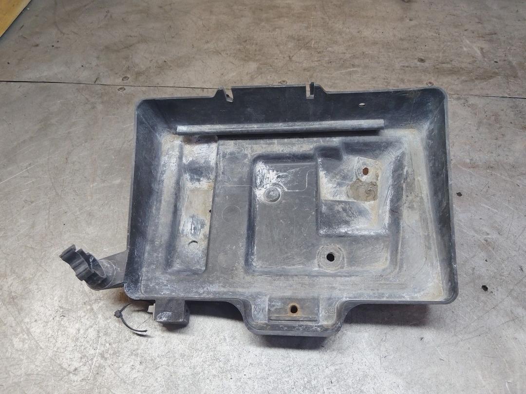 Полка аккумулятора 0LSUOY Opel Astra