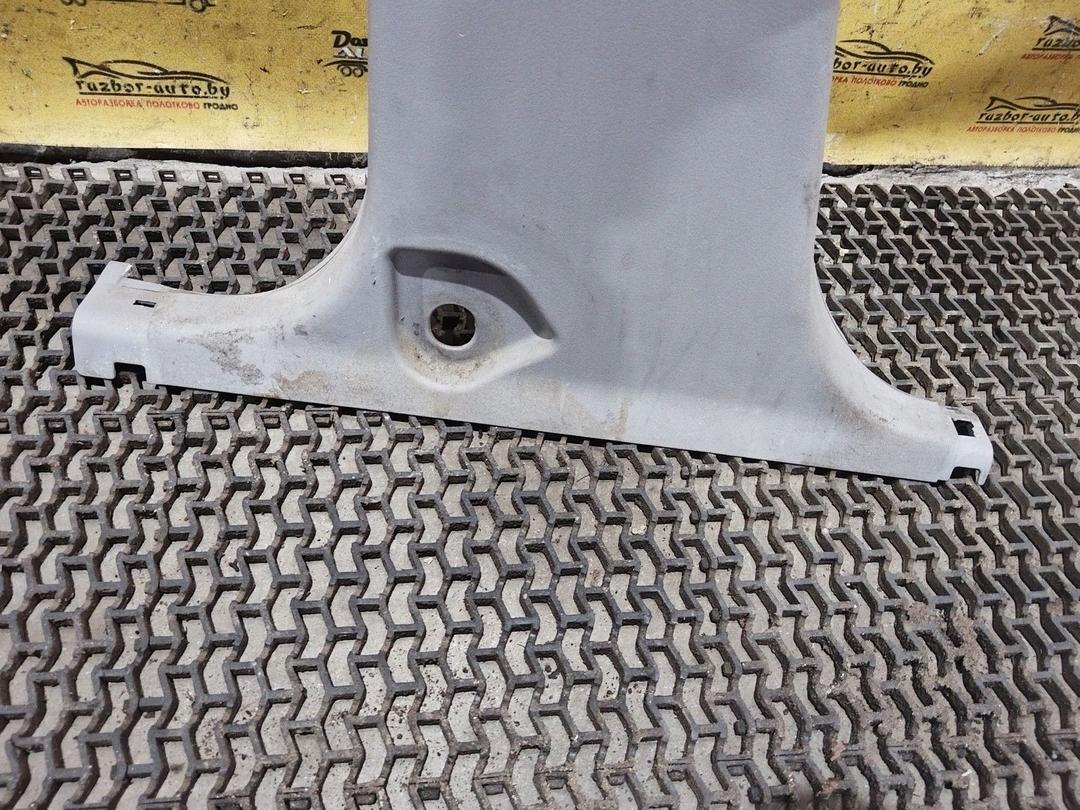 Обшивка стойки центральной левой RT7LYQ Mitsubishi Grandis купить с доставкой