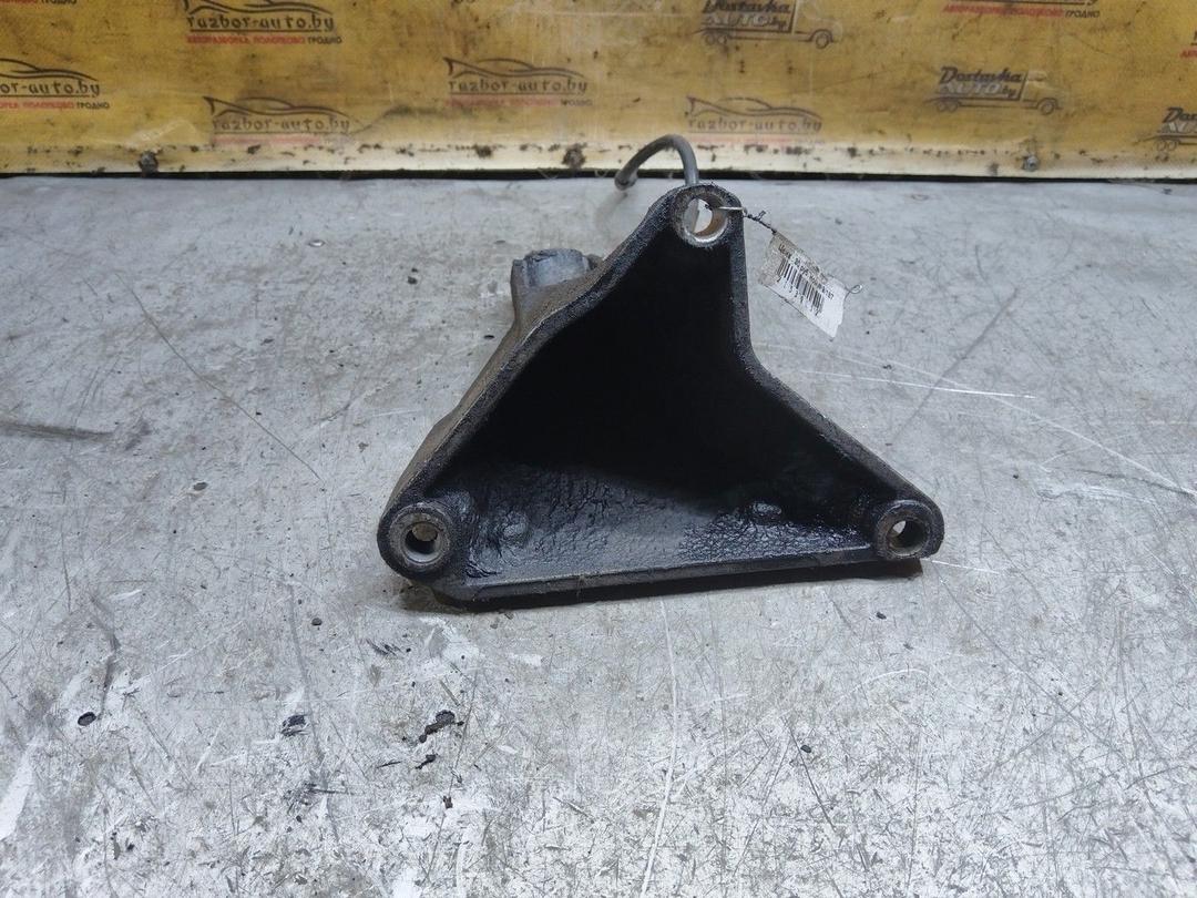 Кронштейн двигателя 3ZC93X Volkswagen Passat - Фото 3