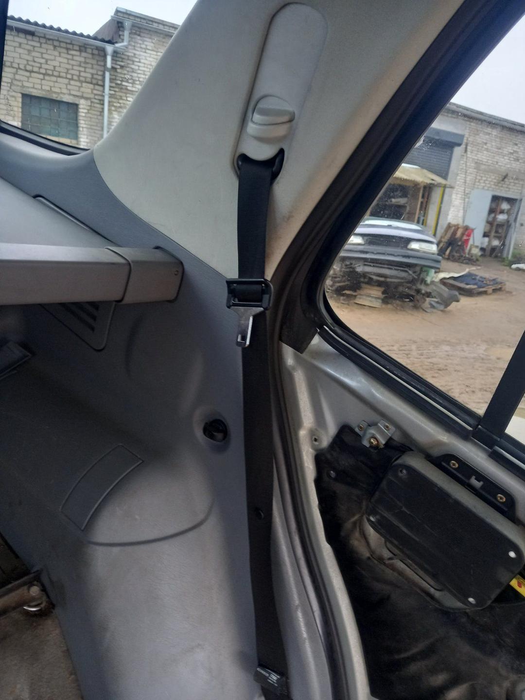 Ремень безопасности задний левый 6KR3DZ Mercedes ML W163