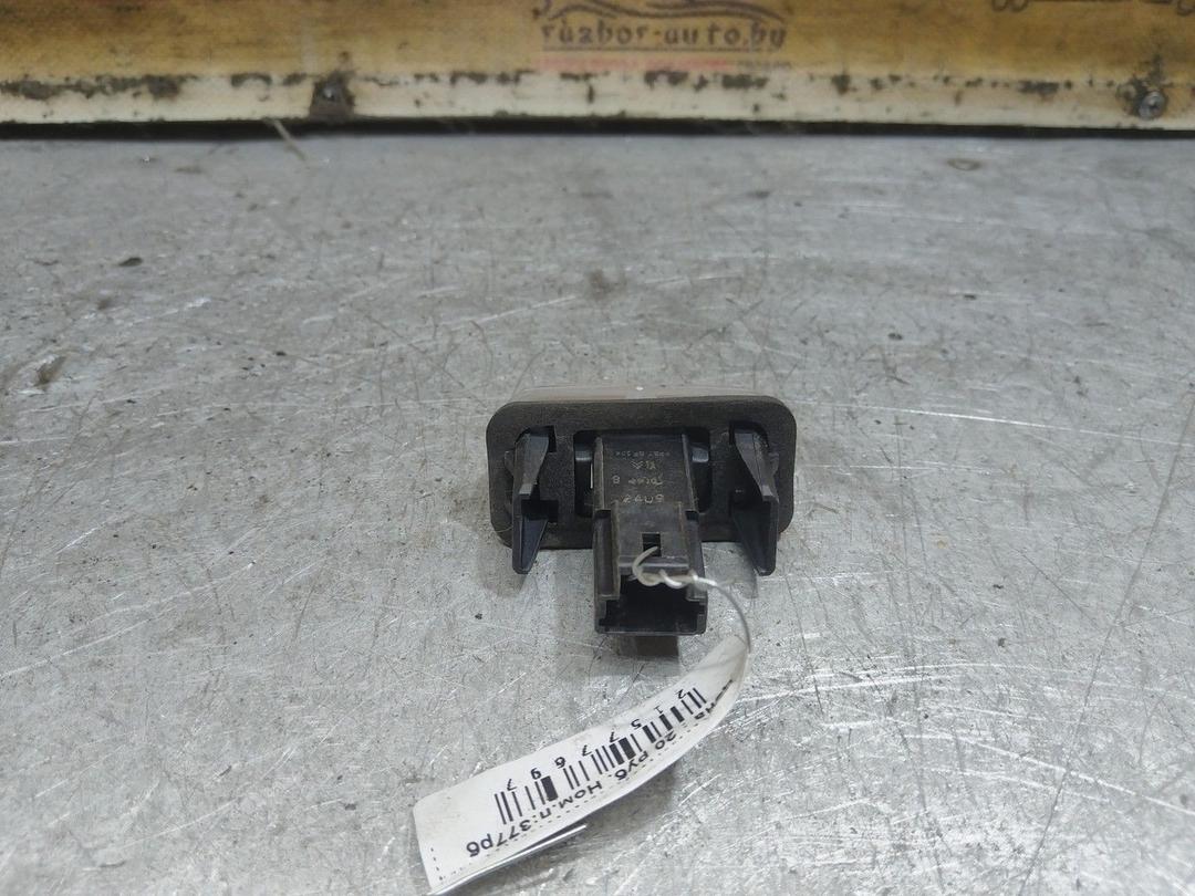 Подсветка номера 568GX4 Citroen Xsara Picasso - Фото 3