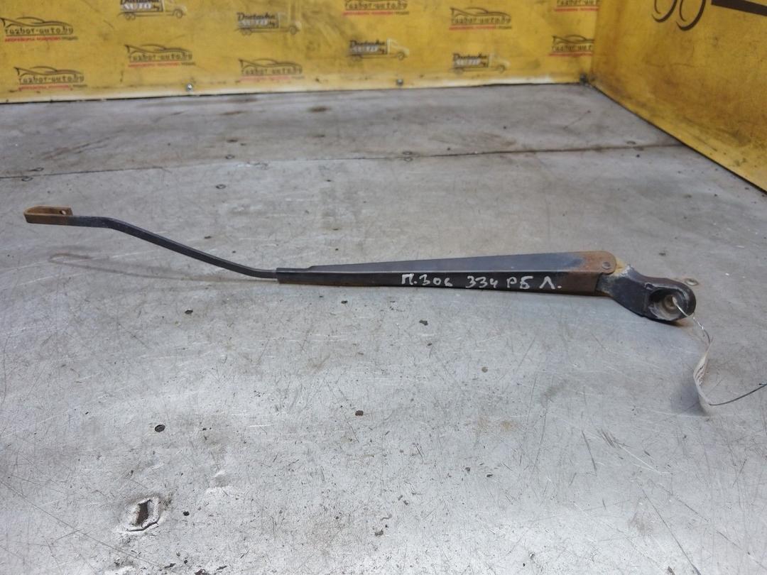 Щеткодержатель (поводок стеклоочистителя, дворник) X2QDFF Peugeot 306