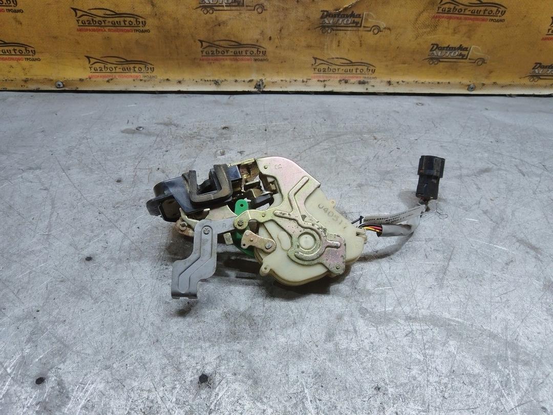 Замок двери передней правой R3YX8W Kia Sorento купить