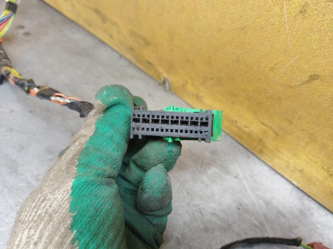 Проводка салона 8FQQD1 Citroen C4 - Фото 29