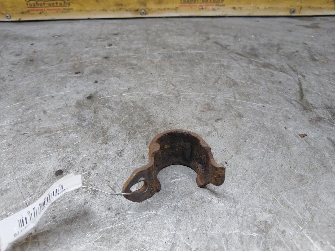 Крепление втулки стабилизатора 5W0V7Y Subaru Forester купить