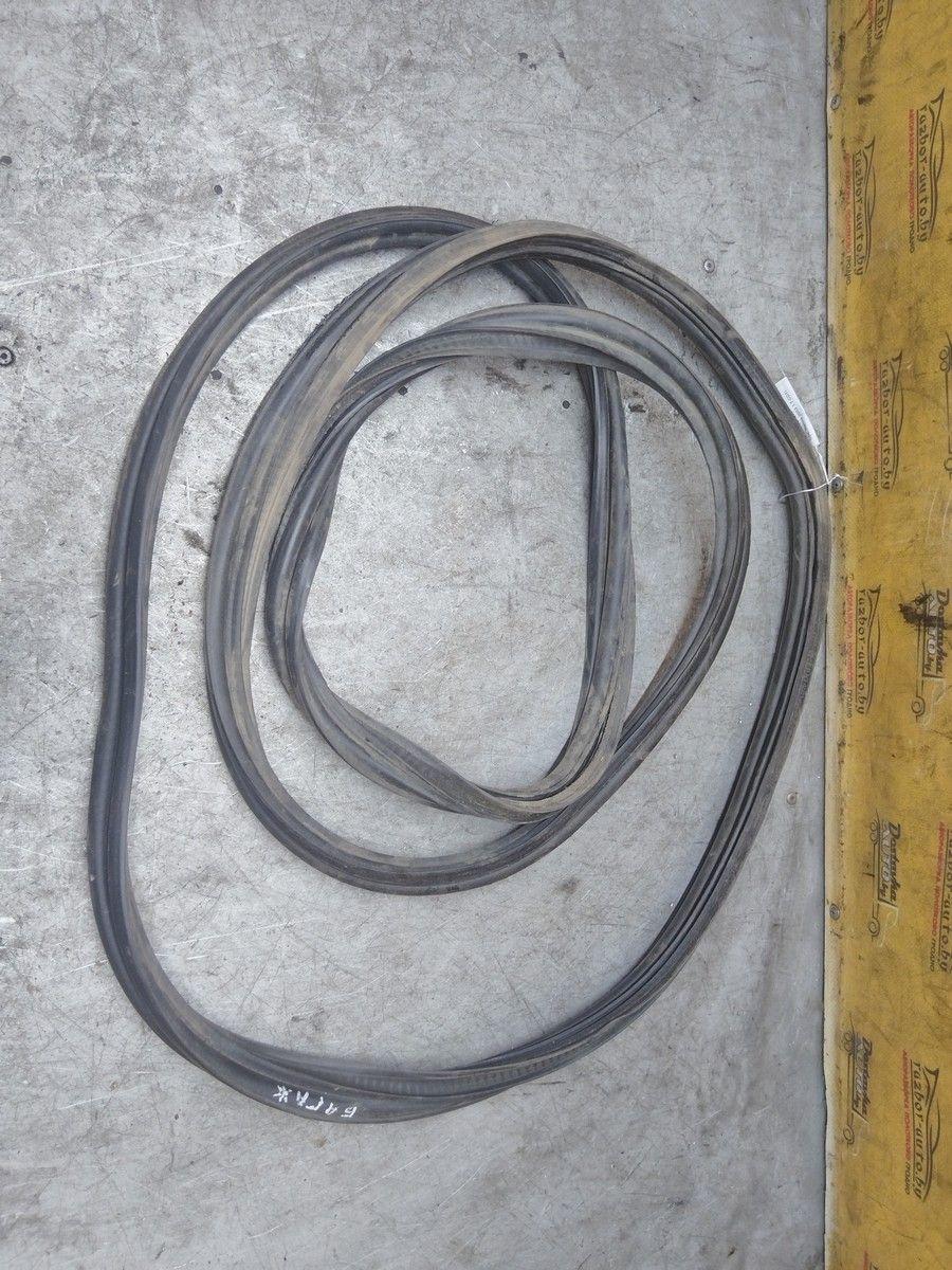 Уплотнитель багажника V3RE05 Opel Meriva купить