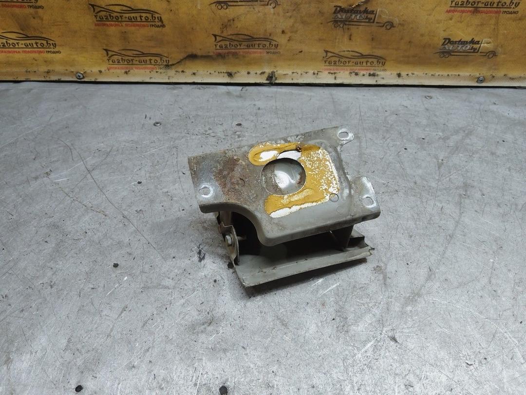 Накладка под фонарь левый 98WXVR Renault Laguna купить с доставкой