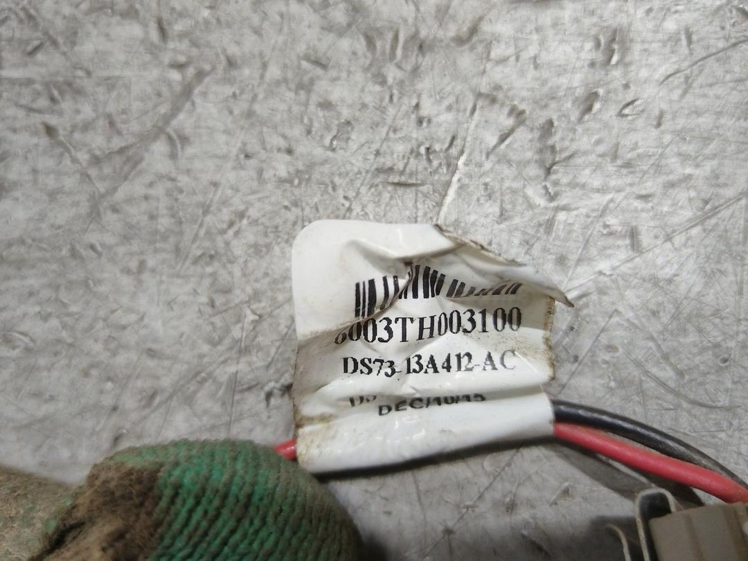 Патрон лампы фонаря 6I1Z7Q Ford Fusion купить