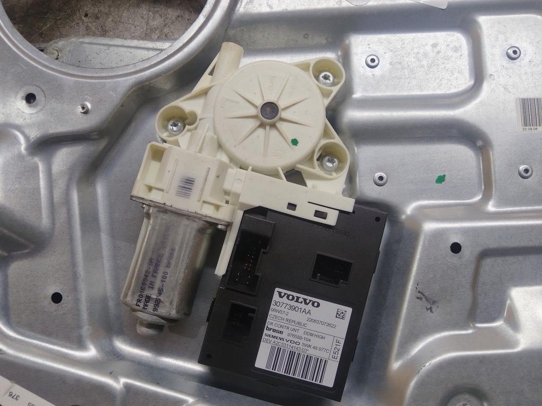 Стеклоподъемник электрический передний левый 8TPHIC Volvo S40 - Фото 2