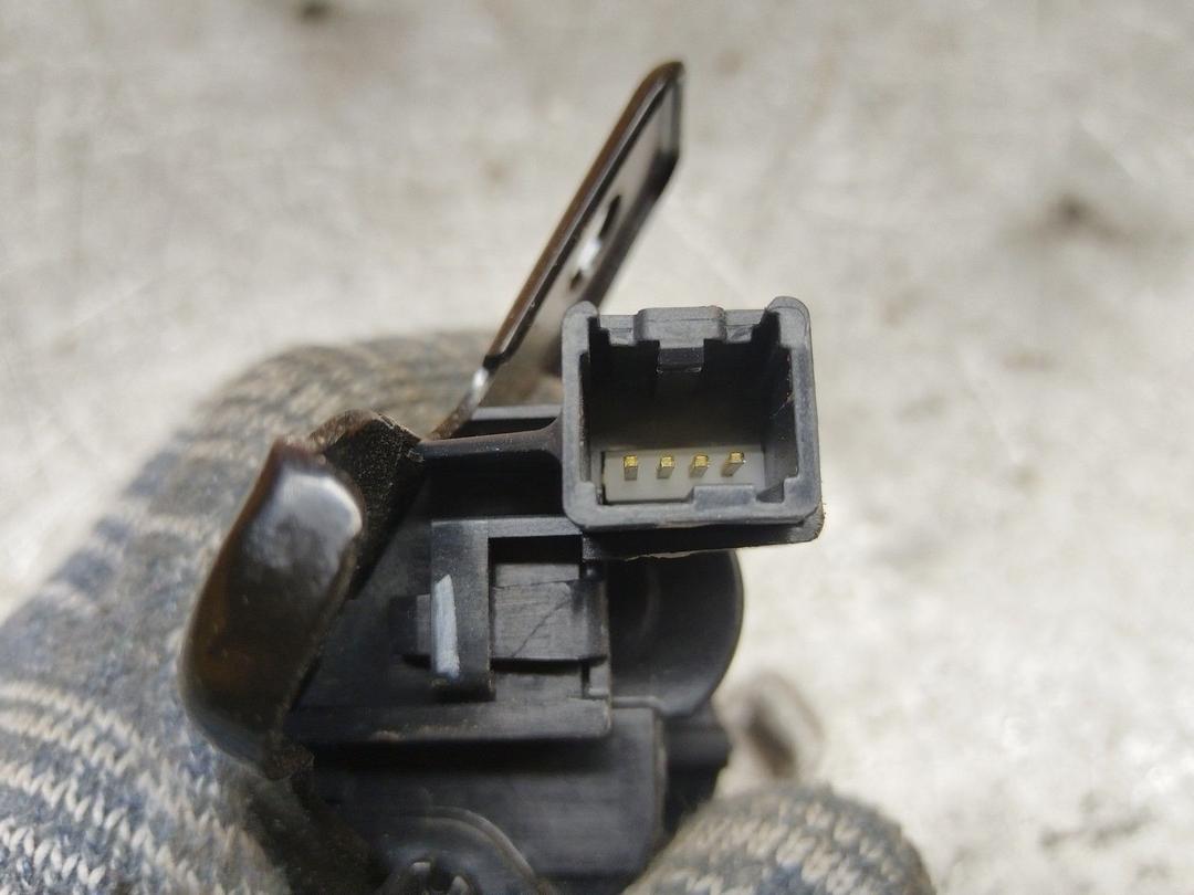 Замок багажника K2T2T7 Ford Fusion купить в магазине запчастей бу