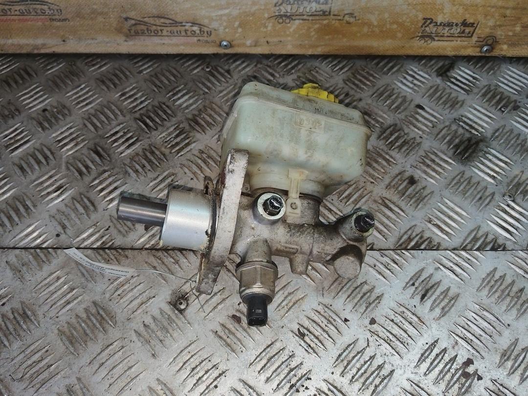 Цилиндр тормозной главный QXE7T5 Volkswagen Golf - Фото 1