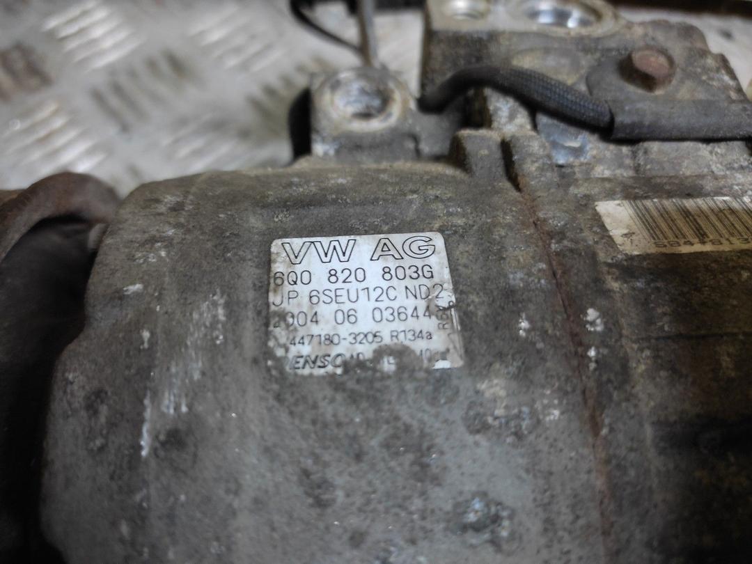 Компрессор кондиционера Q8XNOV Skoda Fabia - Фото 2