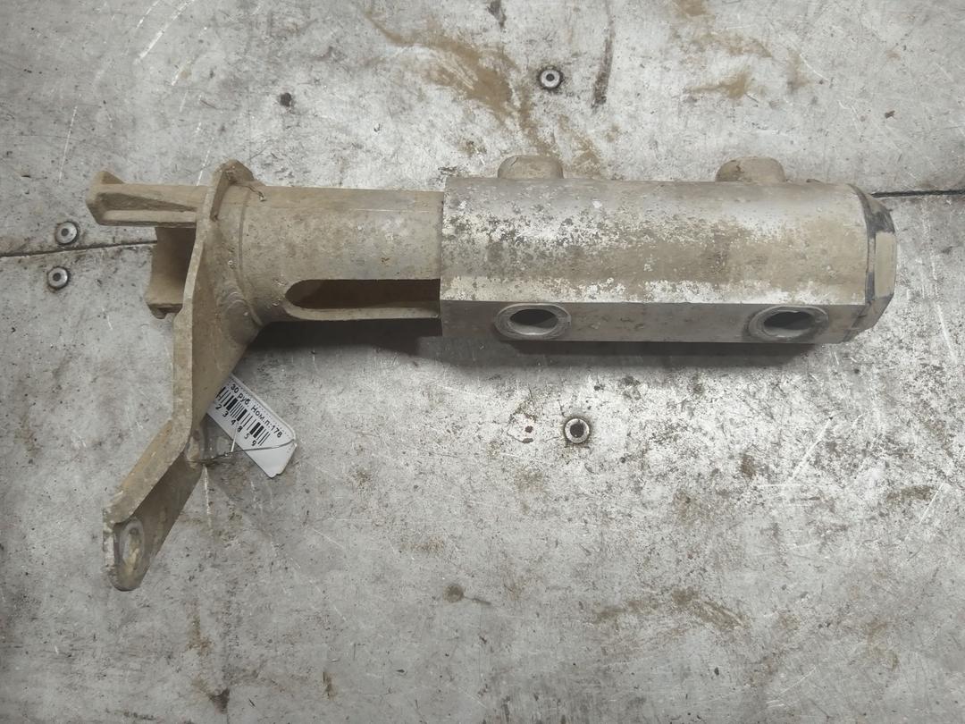 Клык бампера задний левый 7552HP Audi 80 купить с доставкой