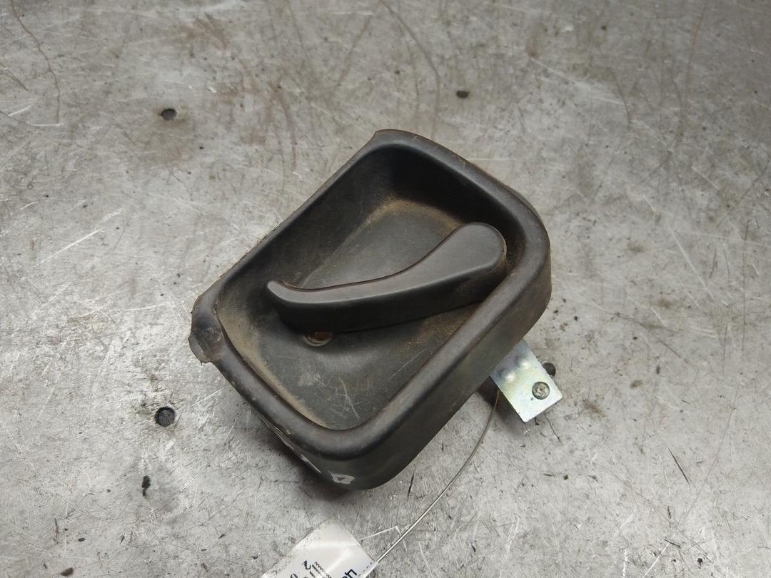 Ручка внутренняя M6YZ6R Volkswagen Caddy - Фото 2