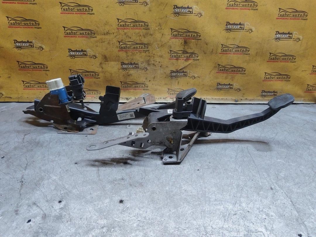 Узел педальный (блок педалей) VINU55 Ford C-Max купить с доставкой